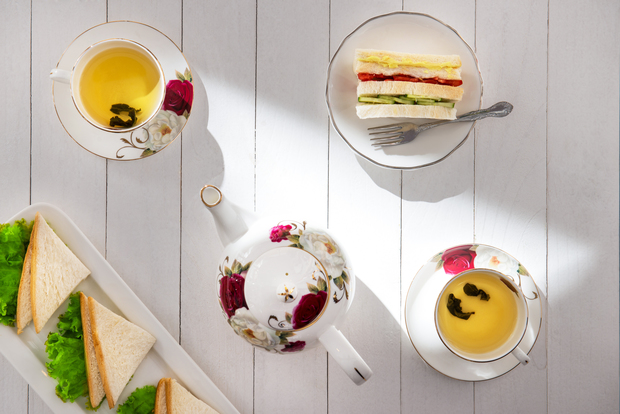 High tea traditioneel